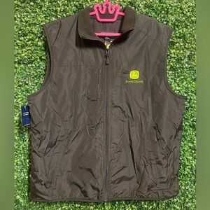 John Deere Nylon Vest Men’s size XL